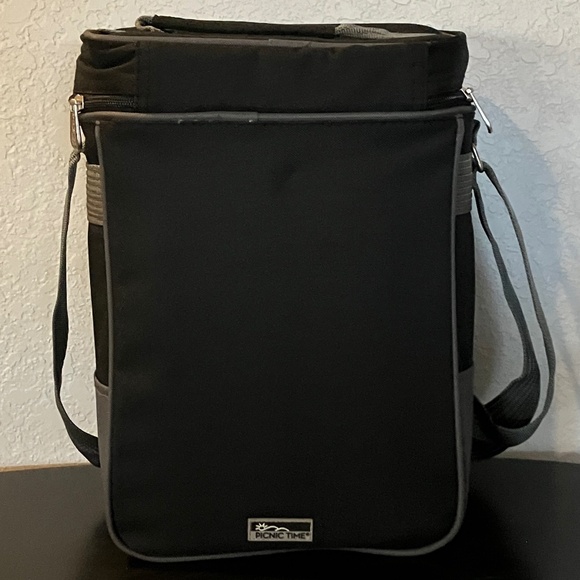 Insulated Wine Tote and Cheese Service - Picture 7 of 12